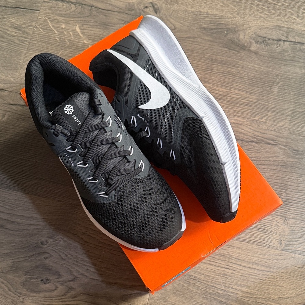 Women’s Nike Run Swift 3 Running Tennis Shoes Wide Width